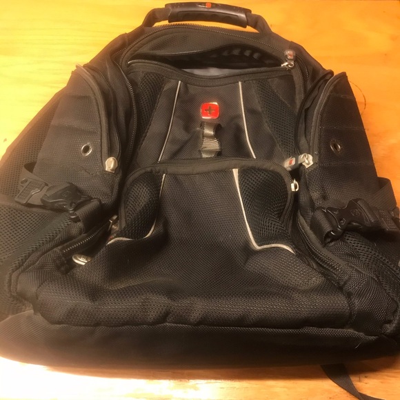 SwissGear laptop backpack - Picture 1 of 7